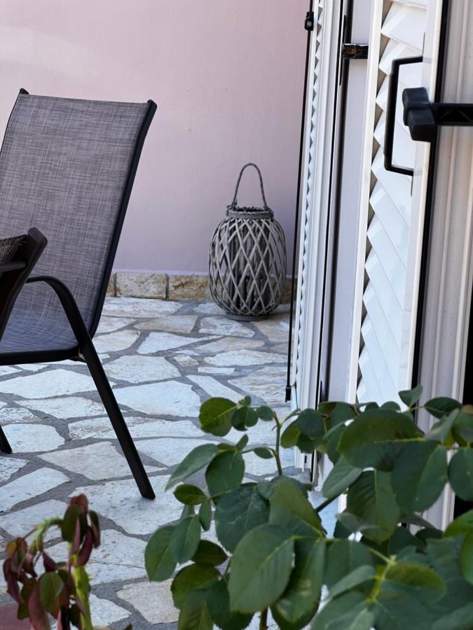 Aggelikis Studio Apartment Zola Luaran gambar